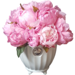 Kompozycja kwiatowa z piwonii w wazonie Lene Bjerre