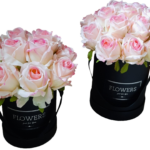 Flower box róże różowe w czarnym pudełku M