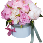 Flower box białe róże w welurowym pudełku na roczek narodziny dziecka baby shower